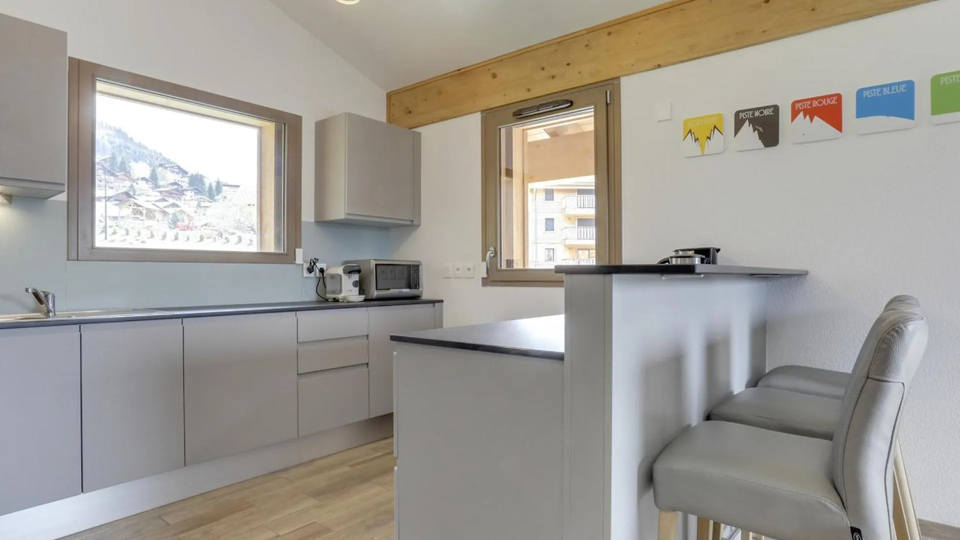 Appartement Chatel, 3 Pieces, 6 Personnes - Fr-1-200-338 Apartment
