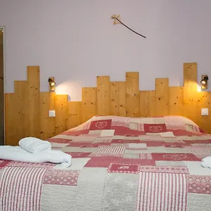 Gite Chatel Bed & Breakfast